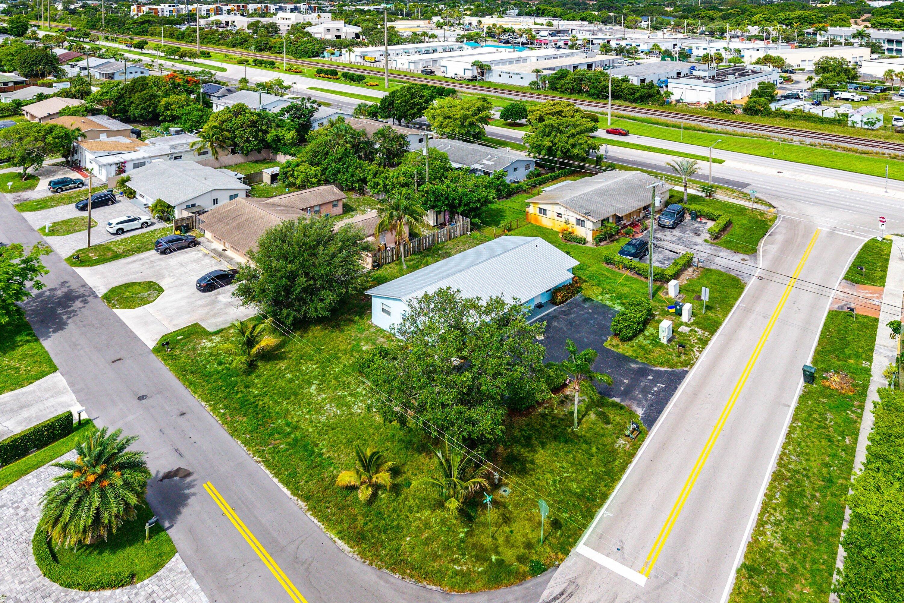 198 Northeast 28th Street Boca Raton, FL 33431 - Photo 23 of 26 196 NE 28th Street (29)