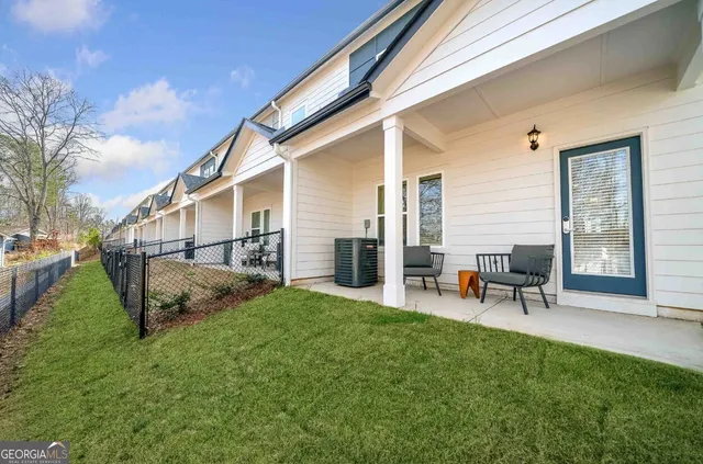 $1,909 | 1450 Peachtree Industrial Boulevard, Unit 3103A, Sugar Hill, GA 30518