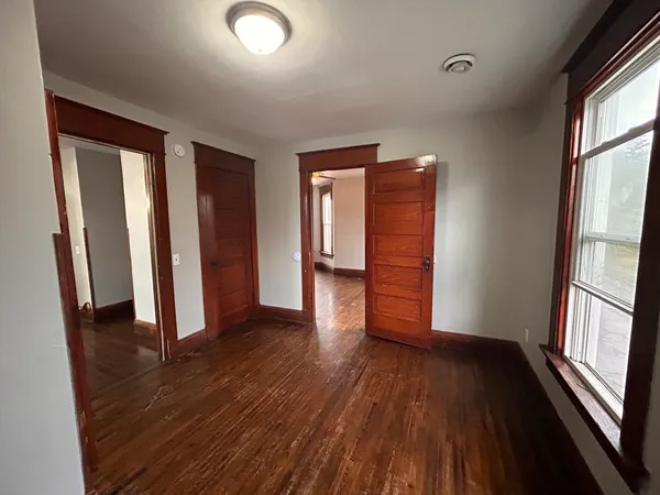 $200,000 | 2047 West 6th Street, Davenport, IA 52802