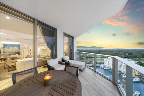 $1,499,000 | 17111 Biscayne Boulevard, Unit 2107, North Miami Beach, FL 33160