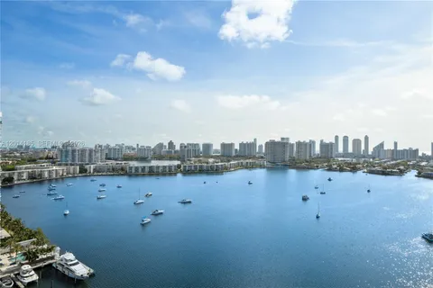 $1,499,000 | 17111 Biscayne Boulevard, Unit 2107, North Miami Beach, FL 33160