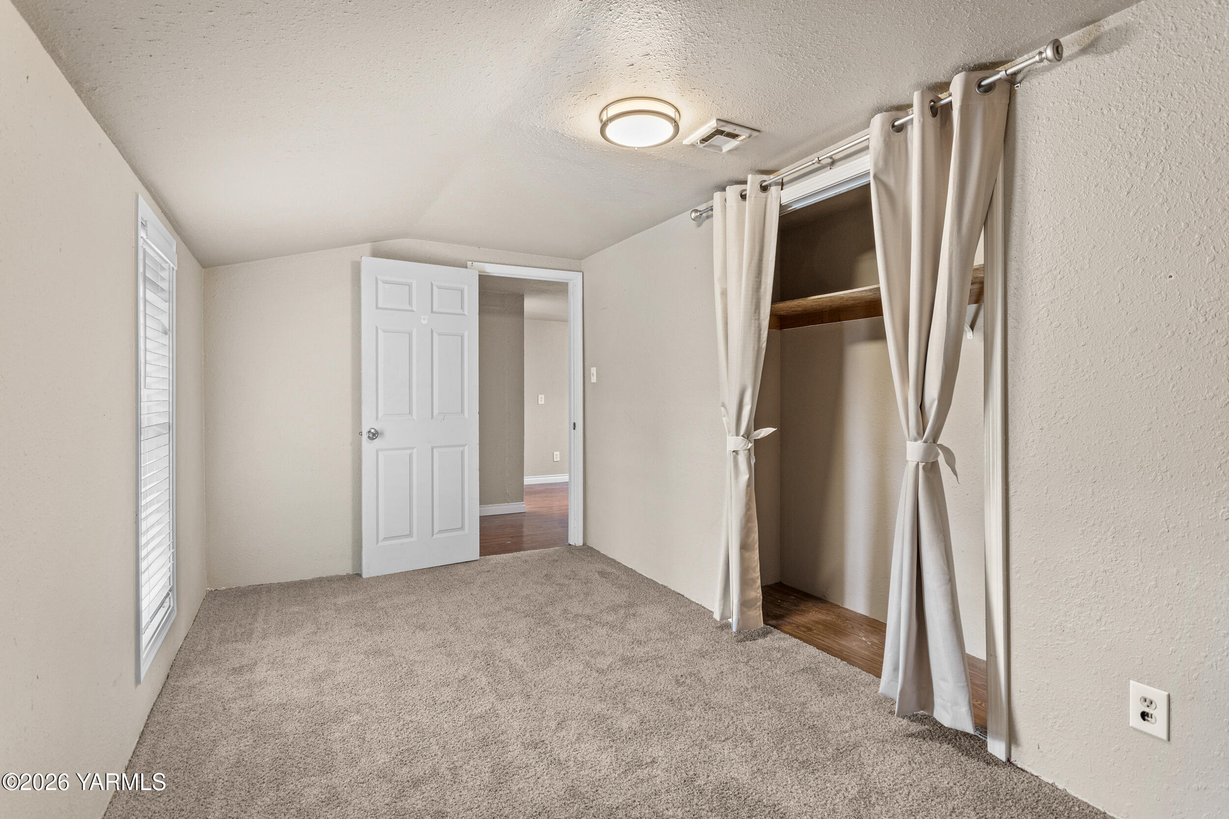 2121 Pleasant Hill Road Selah, WA 98942 - Photo 30 of 38 a view of a storage & utility room