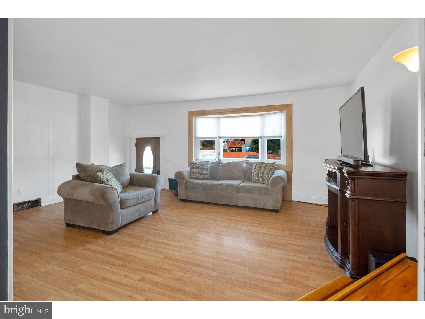 3322 Gurley Road Philadelphia, PA 19154 - Photo 6 of 21