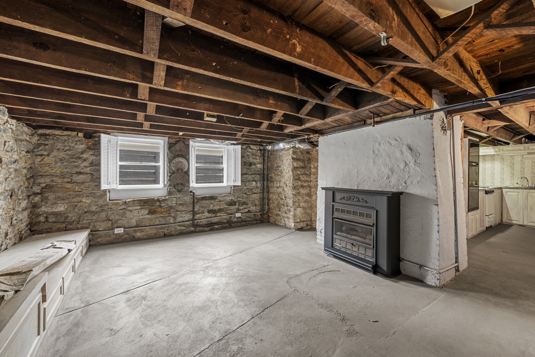 343 Forrest Street Lewisburg, TN 37091 - Photo 74 of 84 a view of an empty room with a fireplace