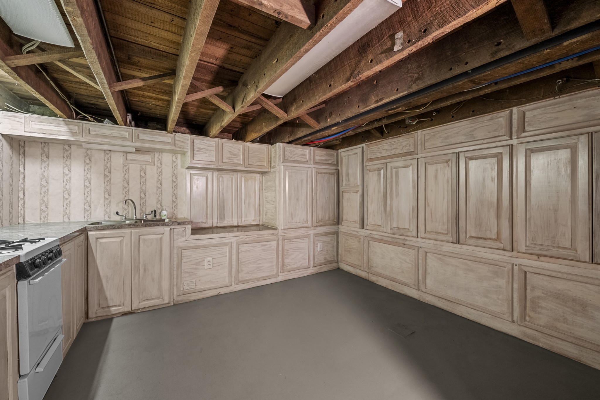 343 Forrest Street Lewisburg, TN 37091 - Photo 75 of 84 a view of a storage & utility room