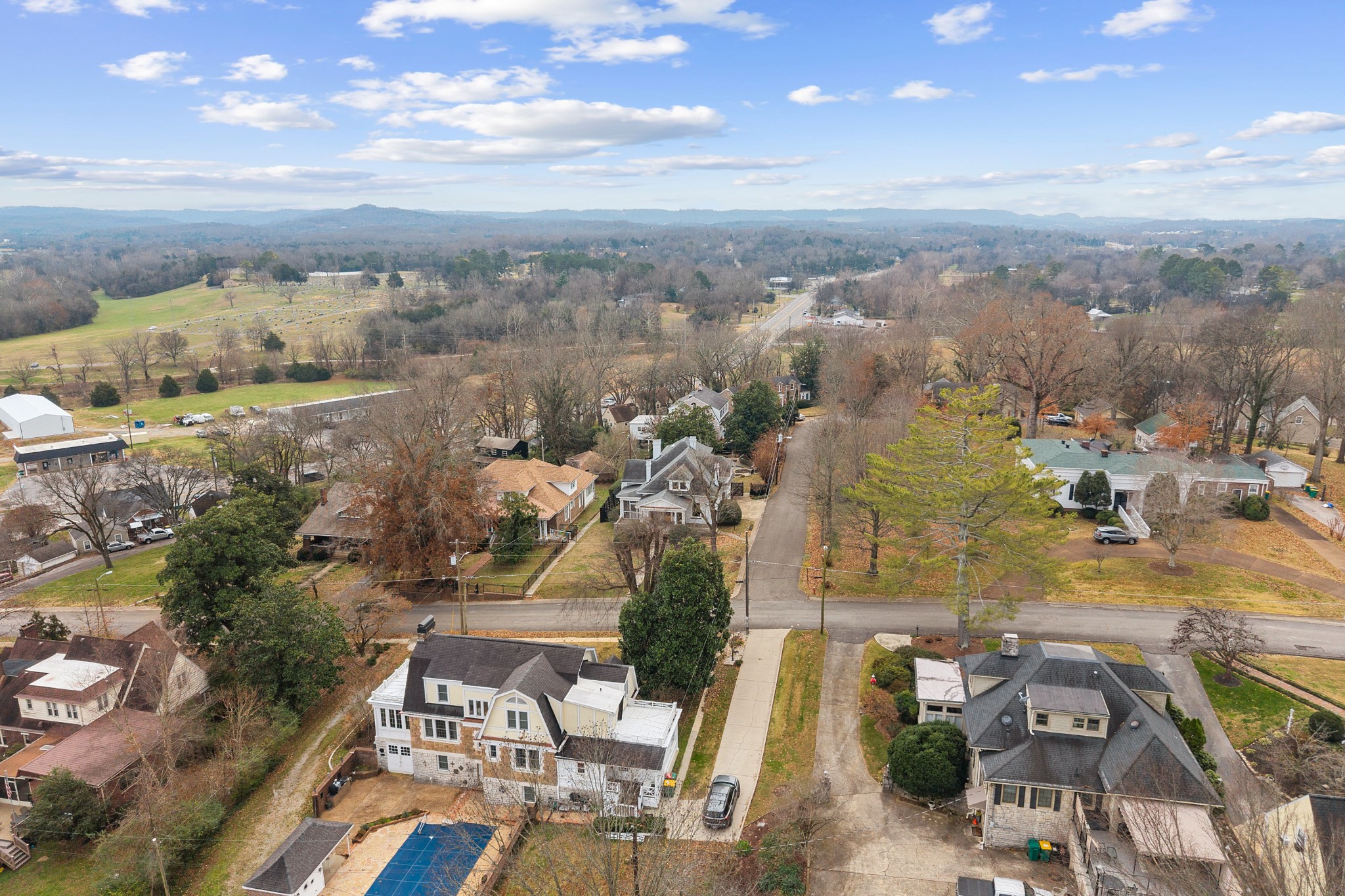 343 Forrest Street Lewisburg, TN 37091 - Photo 80 of 84 a view of city with ocean