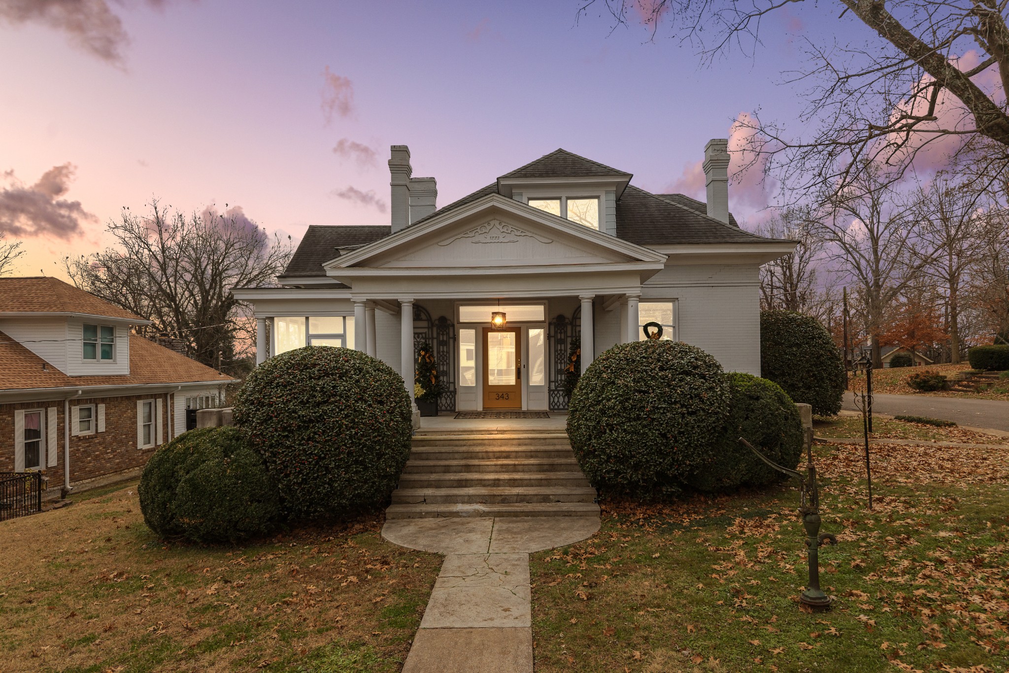 343 Forrest Street Lewisburg, TN 37091 - Photo 83 of 84 a front view of a house with a garden