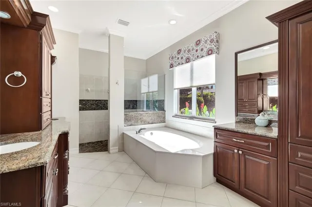 $649,900 | 12527 Wildcat Cove Circle, Estero, FL 33928