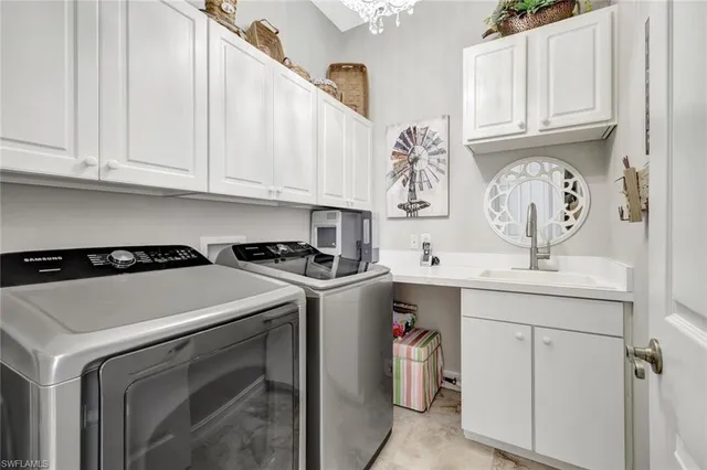 $649,900 | 12527 Wildcat Cove Circle, Estero, FL 33928