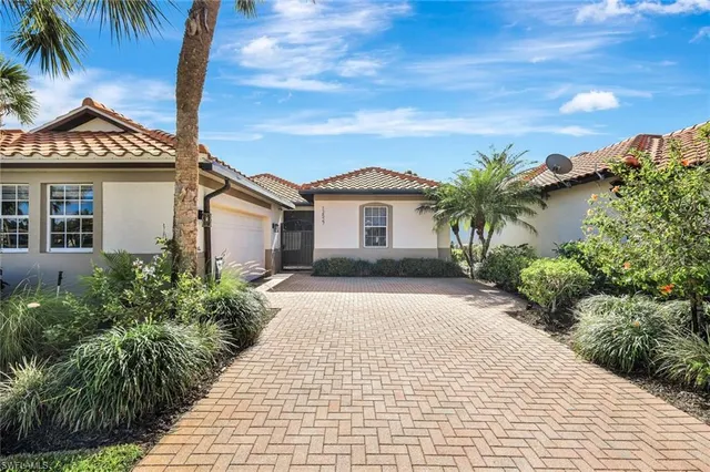 $649,900 | 12527 Wildcat Cove Circle, Estero, FL 33928