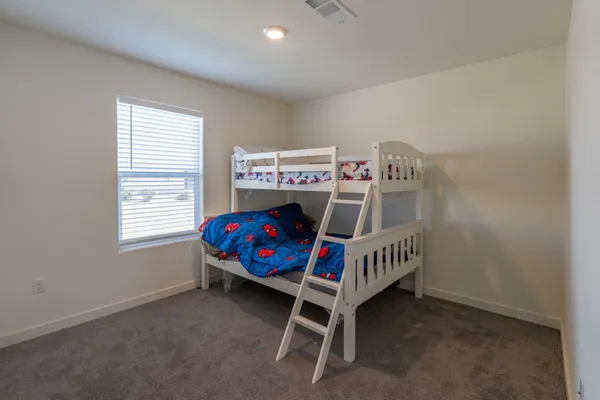 $450,000 | 433 Stein Way, Waterford, CA 95386