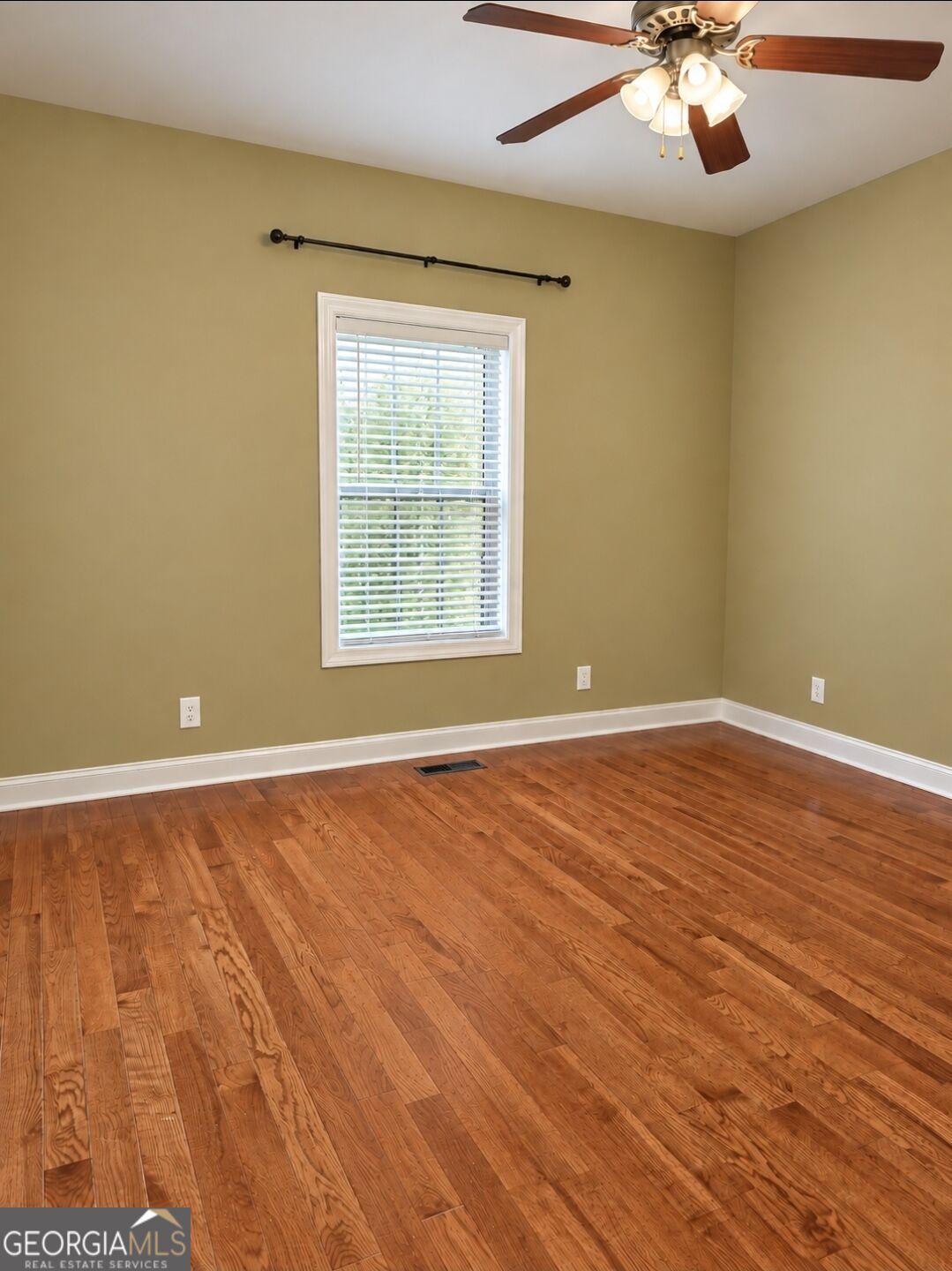 97 East Riley Street Chatsworth, GA 30705 - Photo 18 of 49 Gallery Image 18