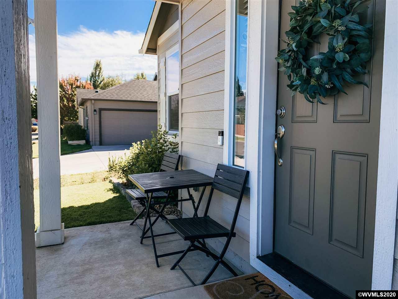 805 Chestnut Street Independence, OR 97351 - Photo 3 of 31 Gallery Image 3