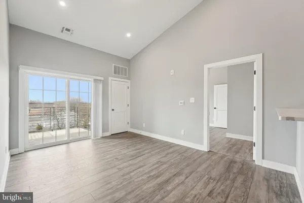 $2,795 | 2421 Bristol Road, Unit 205, Warrington, PA 18976