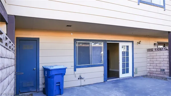 $1,650 | 6173 Meadowhaven Lane, Las Vegas, NV 89103