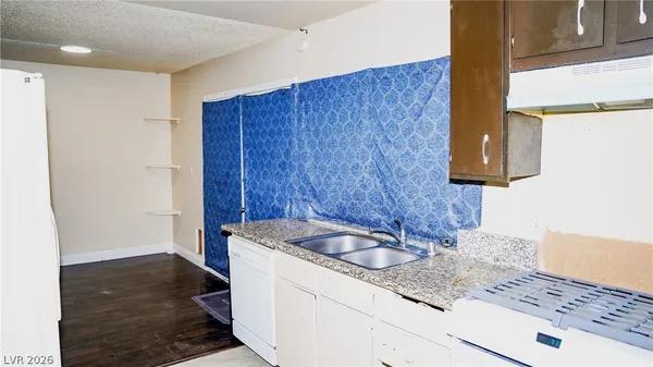 $1,650 | 6173 Meadowhaven Lane, Las Vegas, NV 89103