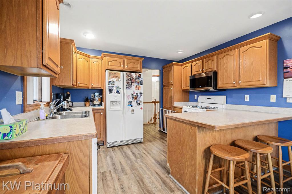 5175 Bishop Road Dryden, MI 48428 - Photo 5 of 28