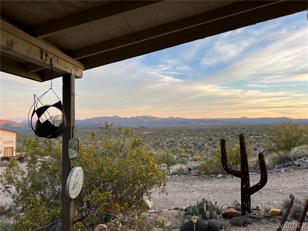 13095 Highland Road Wikieup, AZ 85360 - Photo 8 of 67 View