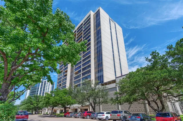 a front view of a building