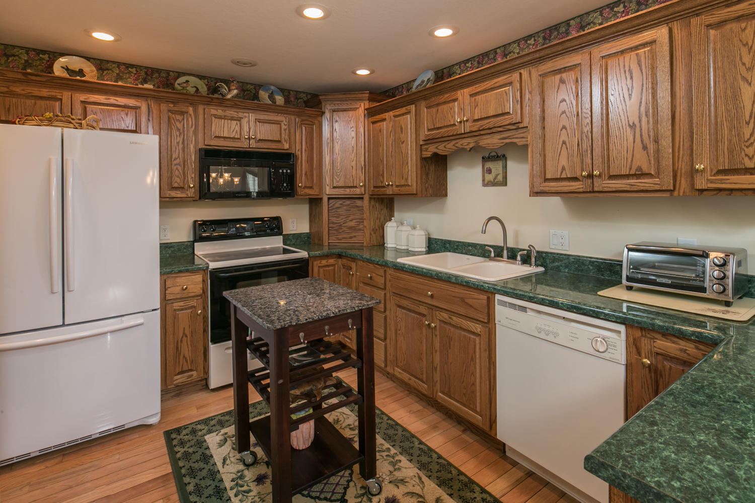 650 Westview Road Chattanooga, TN 37415 - Photo 8 of 31 Kitchen