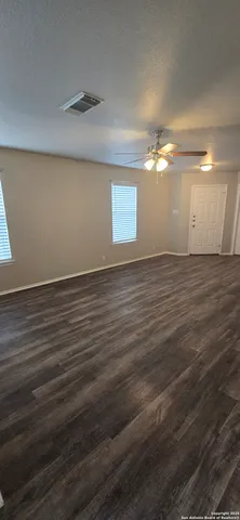 $1,300 | 8022 Braes, San Antonio, TX 78254