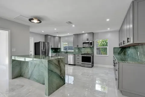 $780,000 | 1424 Adams Street, Hollywood, FL 33020