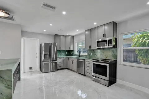 $780,000 | 1424 Adams Street, Hollywood, FL 33020