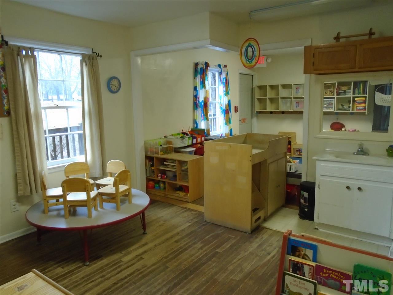 5601 Neuse Street Raleigh, NC 27610 - Photo 16 of 29