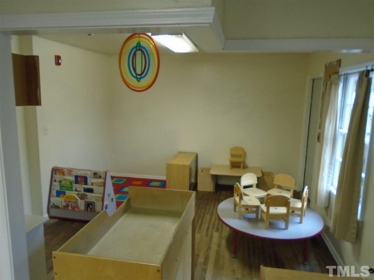 5601 Neuse Street Raleigh, NC 27610 - Photo 17 of 29