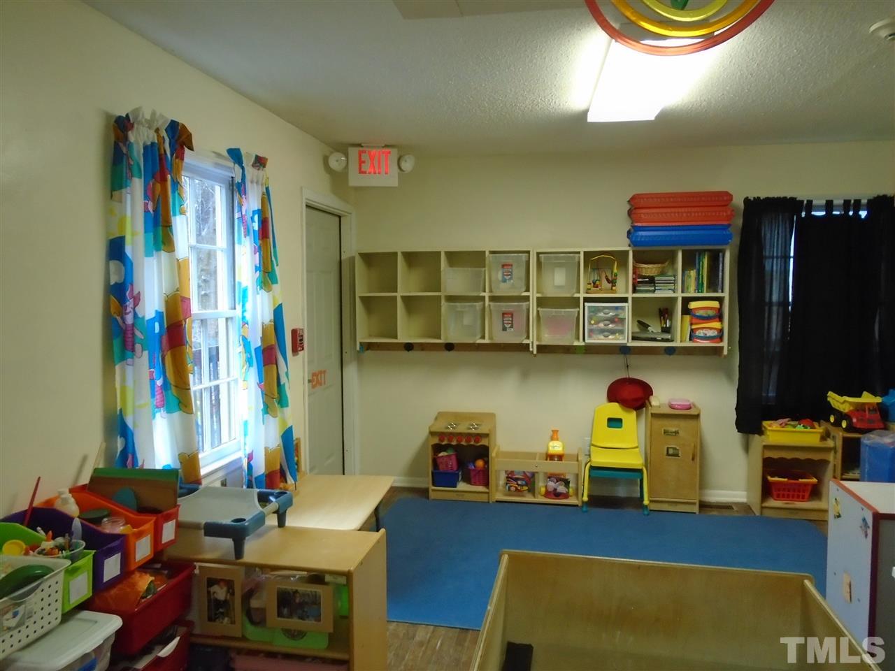 5601 Neuse Street Raleigh, NC 27610 - Photo 19 of 29