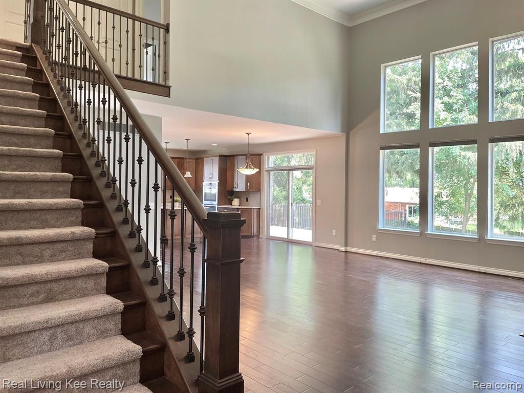 557 Curzon Road Rochester Hills, MI 48307 - Photo 8 of 66