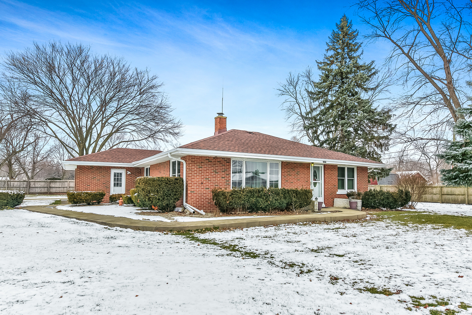 2521 Caton Farm Road Joliet, IL 60435 - Photo 3 of 27