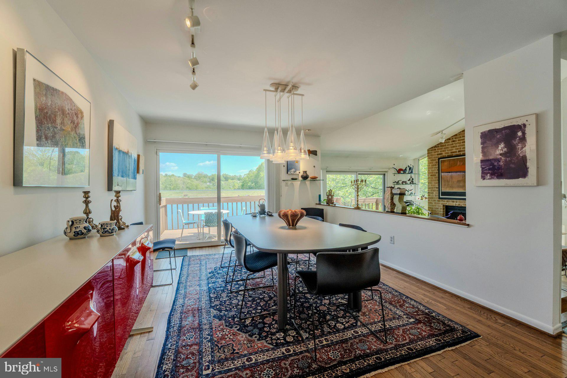 2013 Lakewinds Drive Reston, VA 20191 - Photo 12 of 54 Spacious dining room