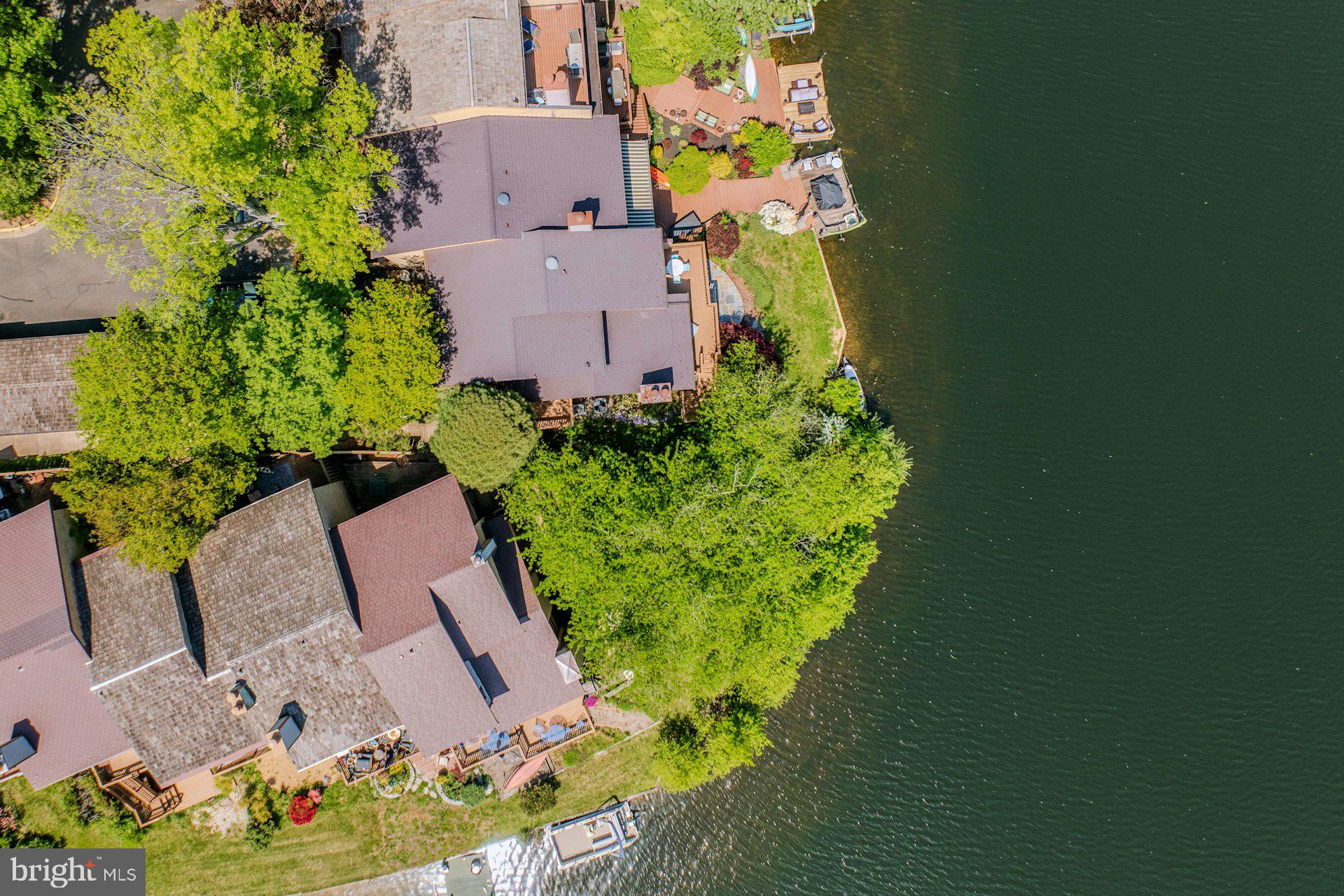 2013 Lakewinds Drive Reston, VA 20191 - Photo 47 of 54