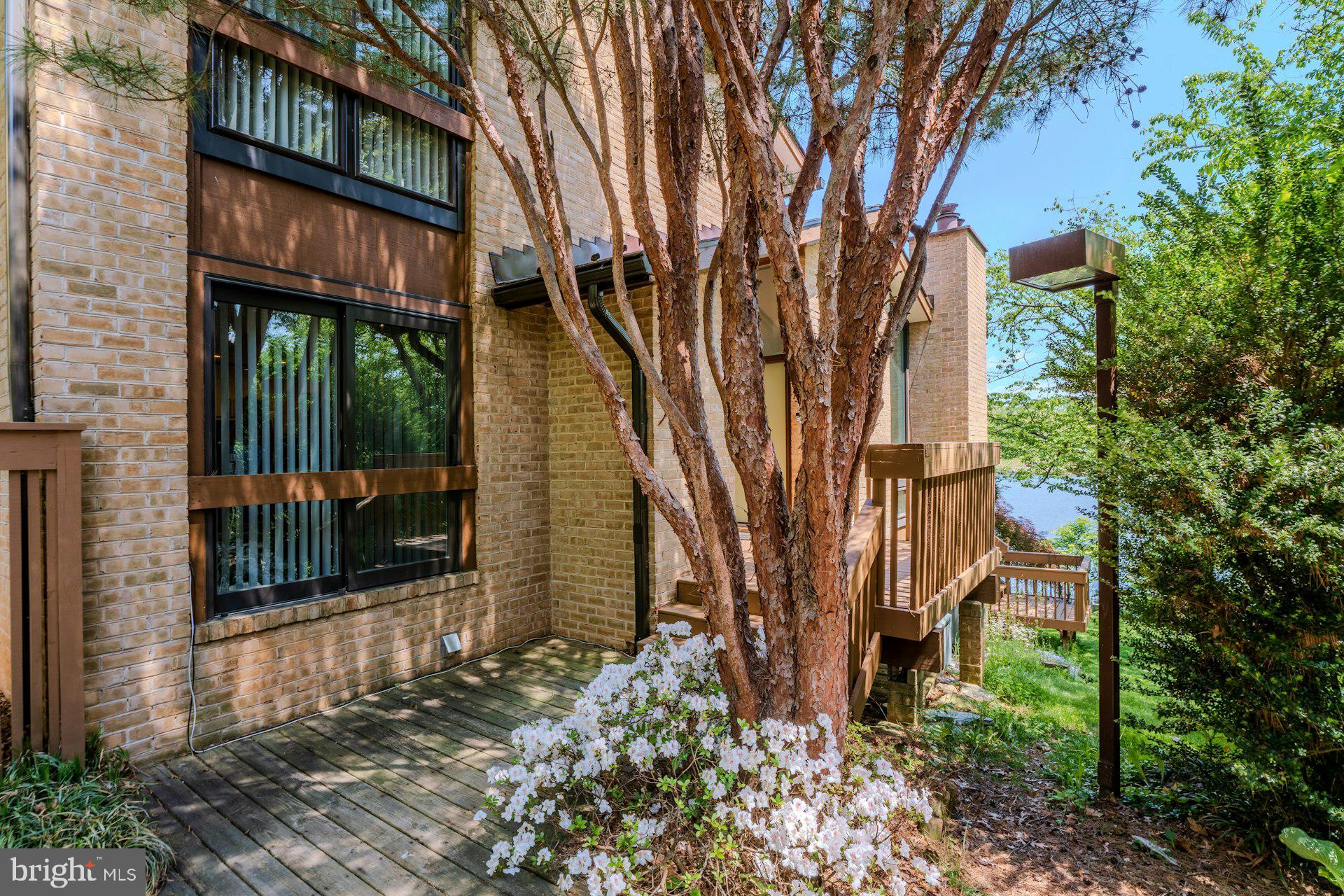 2013 Lakewinds Drive Reston, VA 20191 - Photo 52 of 54