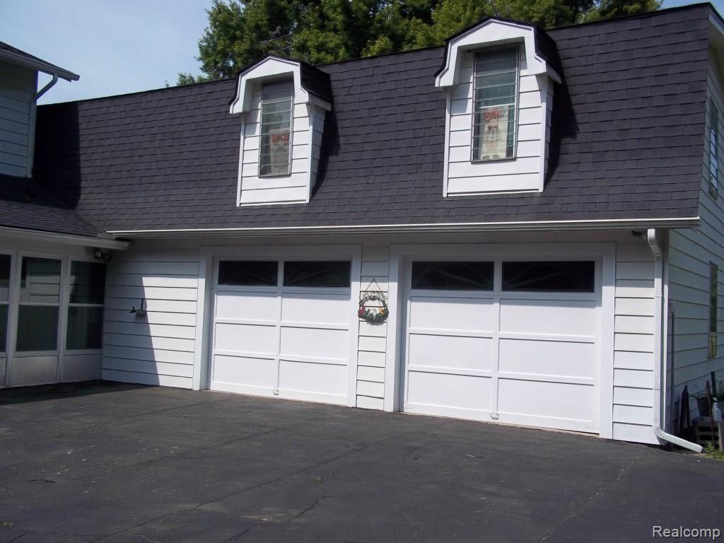 27900 Sibley Road Romulus, MI 48174 - Photo 9 of 27 100_0531.jpg