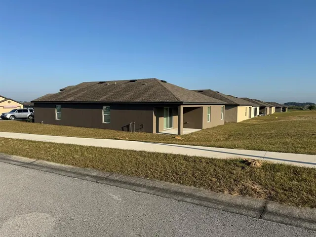 $319,500 | 1391 Swan Lake Circle, Dundee, FL 33838