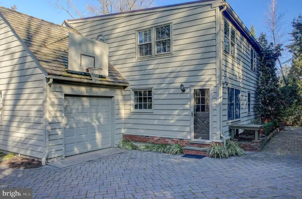 a view of backyard of house