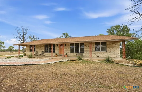 $880,000 | 3500 Scull Road, Martindale, TX 78655