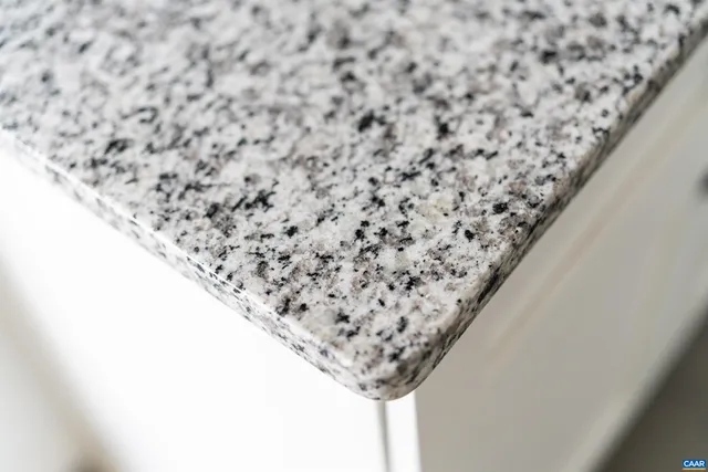 $245,500 | 428 Montreal Lane, Shipman, VA 22971