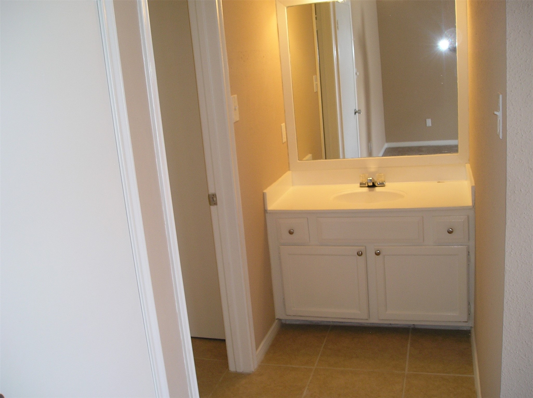 5810 Twisted Pine Court, Unit B Houston, TX 77039 - Photo 10 of 11