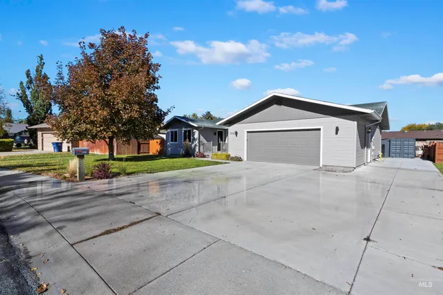 $379,900 | 2545 Eastgate Drive, Twin Falls, ID 83301