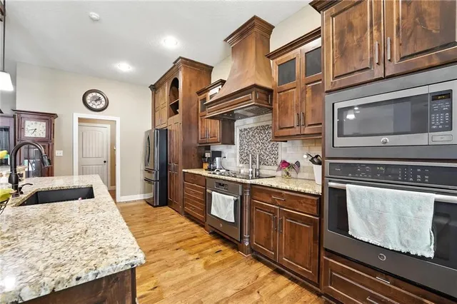 $669,000 | 9208 Southwest Whispy Way, Lee's Summit, MO 64064