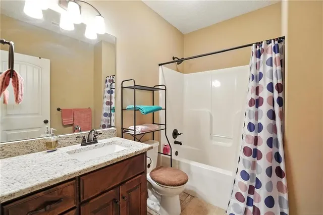 $669,000 | 9208 Southwest Whispy Way, Lee's Summit, MO 64064