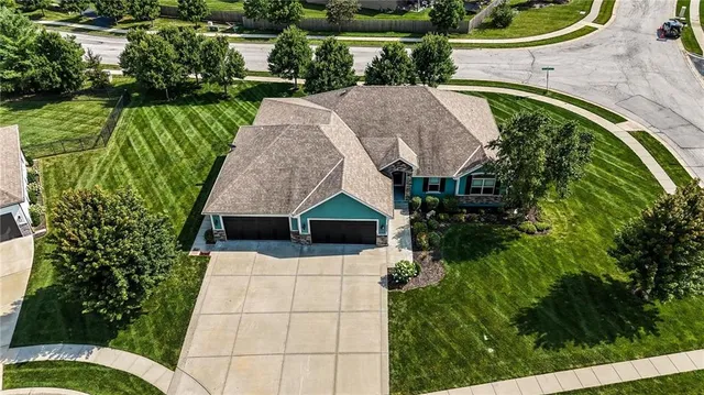 $669,000 | 9208 Southwest Whispy Way, Lee's Summit, MO 64064