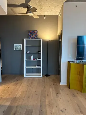 a view of a workspace with furniture