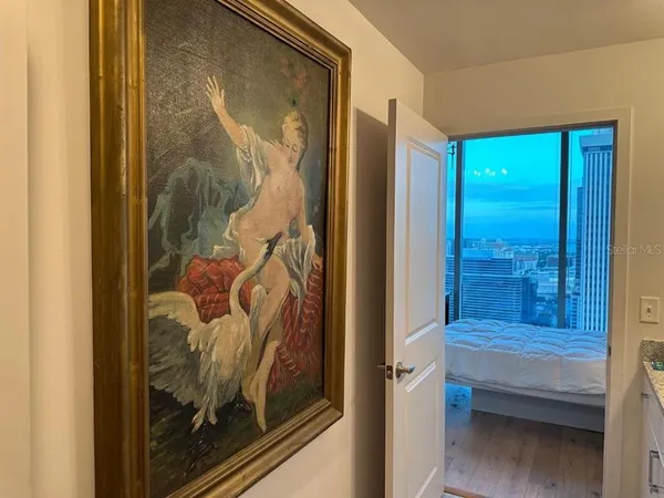 a view of a livingroom with furniture