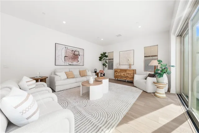 $2,450,000 | 311 Brimwood, Irvine, CA 92618