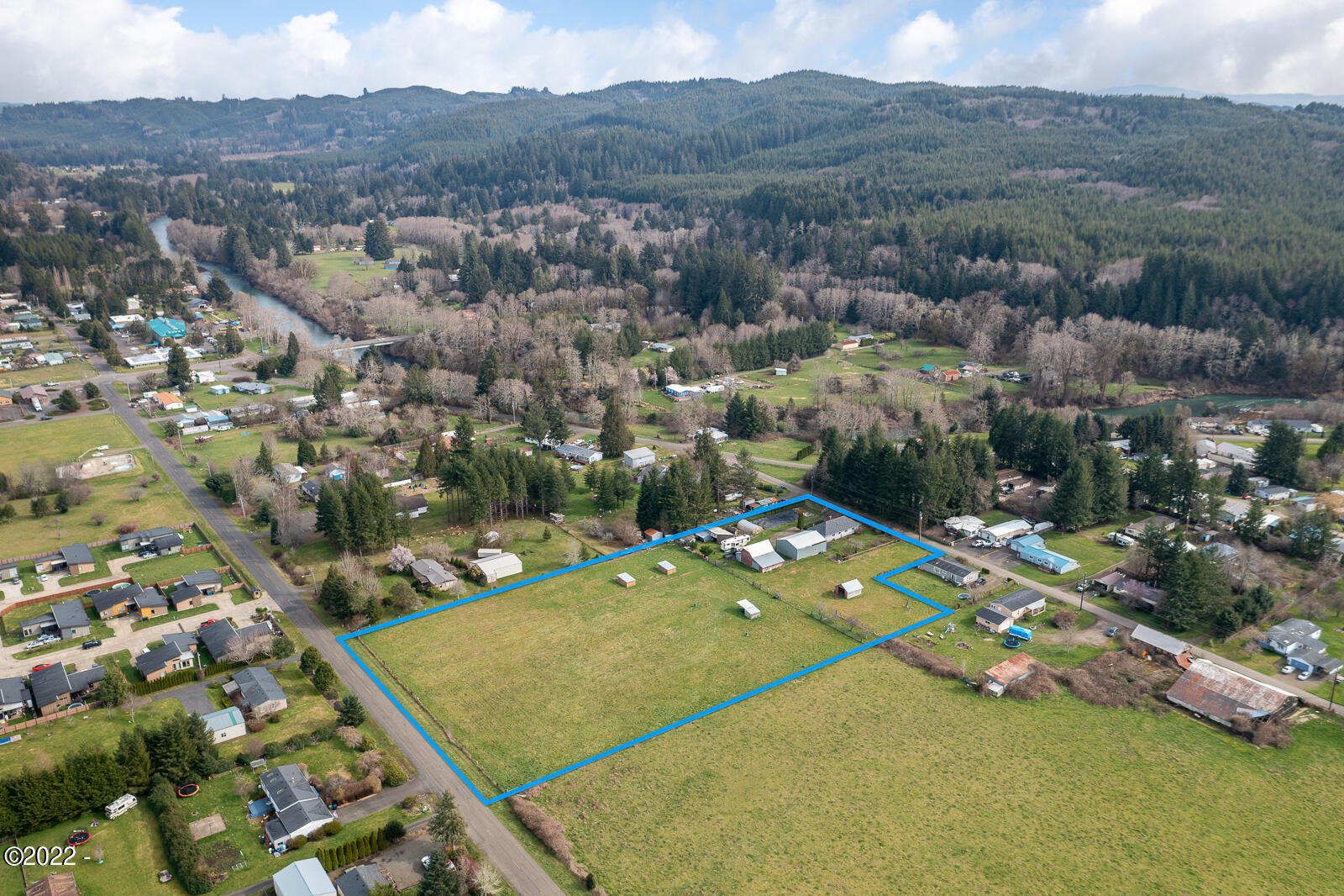 477 Southwest Ferry Avenue Siletz, OR 97380 - Photo 26 of 30 477SWFerry-AB-02