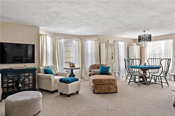 $350,000 | 18 Pond Court, Unit C, North Providence, RI 02904